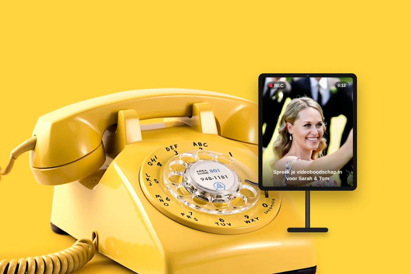 Video gastenboek: retro telefoon met scherm dat de videoboodschap opneemt (illustratie)